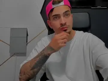 Chaturbate Adult Video Chat of brandontatex