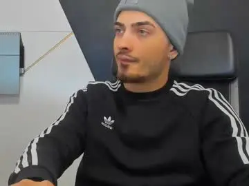 Chaturbate Watch Live Sex Cams of brandontatex