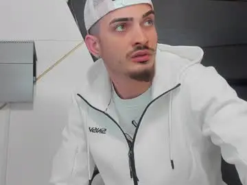 Chaturbate Sex Cam of brandontatex