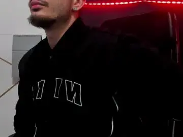 Chaturbate Live Sex Cam of brandontatex