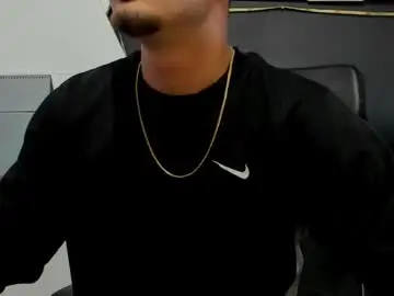 Chaturbate Live Porn of brandontatex