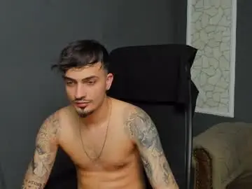 Chaturbate Free Porn Cam of brandontatex