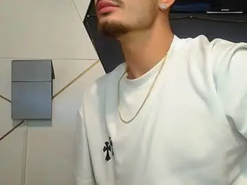 Chaturbate Free Live Porn of brandontatex