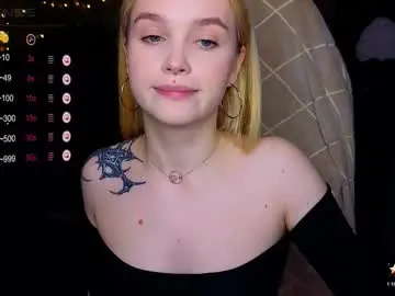 Chaturbate Live Sex Cam of cute_summer_breathe