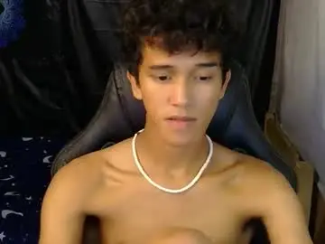 Chaturbate Free Porn Cam of ken_bigcockxx