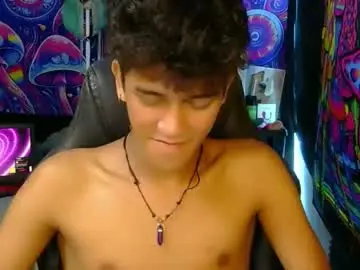 Chaturbate Live Sex of ken_bigcockxx