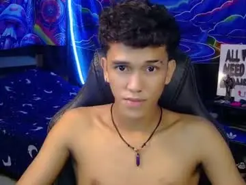 Chaturbate Watch Live Sex Cams of ken_bigcockxx