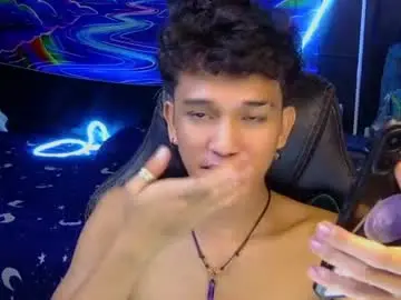 Chaturbate Best live sex cam show of ken_bigcockxx