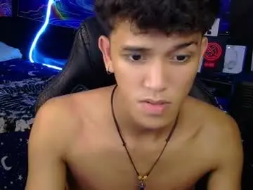 Chaturbate Nude Webcam of ken_bigcockxx