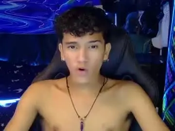Chaturbate Free Live Porn of ken_bigcockxx