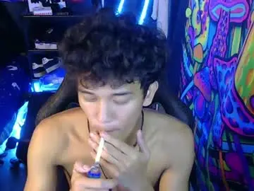Chaturbate Live Porn of ken_bigcockxx