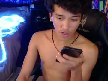 Chaturbate Best live sex cam show of ken_bigcockxx