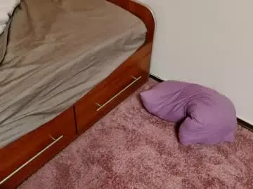 Chaturbate Watch Live Sex Cams of liyaluff