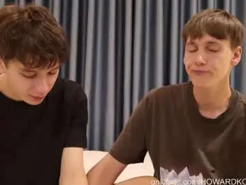 Chaturbate Live Sex Cam of howardkottam