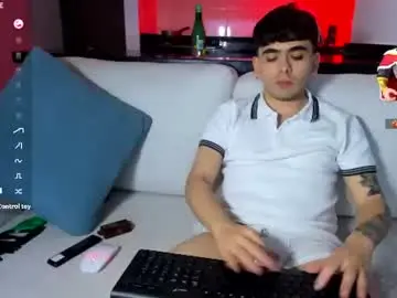 Chaturbate Live Sex Cam of jey_keler