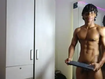 Chaturbate Free Porn Cam of marcelo_dosantos77