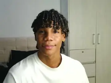 Chaturbate Live Porn of marcelo_dosantos77