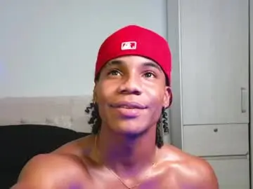 Chaturbate Best Webcam of marcelo_dosantos77