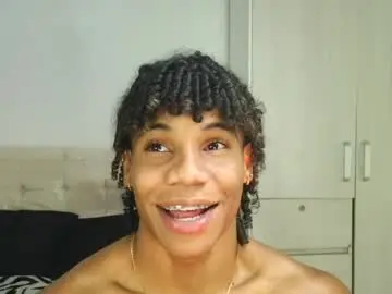 Chaturbate Best live sex cam show of marcelo_dosantos77