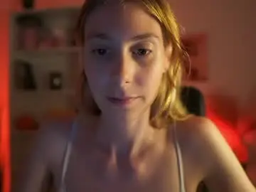 Chaturbate Nude Webcam of rachelmoore18