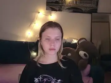 Chaturbate Adult Video Chat of viki_charm