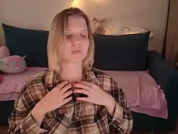 Chaturbate Best live sex cam show of viki_charm