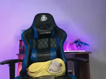 Chaturbate Best live sex cam show of allukar69