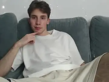 Chaturbate Live Sex Cam of cute_brian