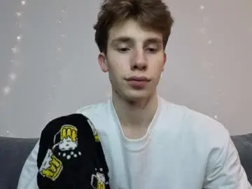 Chaturbate Free Porn Cam of cute_brian