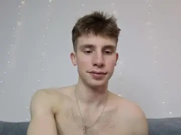 Chaturbate Free Porn Cam of cute_brian