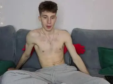 Chaturbate Best live sex cam show of cute_brian