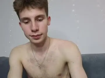 Chaturbate Live Porn of cute_brian