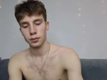 Chaturbate Live Sex Cam of cute_brian