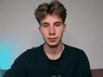 Chaturbate Live Porn of cute_brian