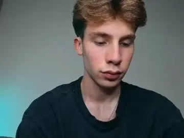 Chaturbate Live Porn of cute_brian