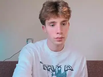 Chaturbate Adult Video Chat of cute_brian