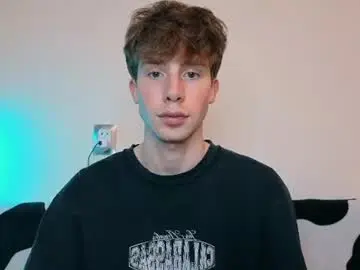 Chaturbate Live Sex of cute_brian