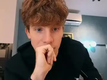Chaturbate Free Porn Cam of cute_brian