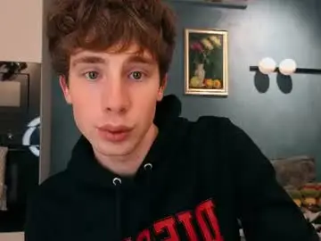Chaturbate Free Porn Cam of cute_brian
