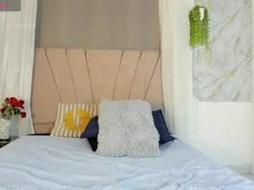 Chaturbate Live Sex Cam of ely_soul