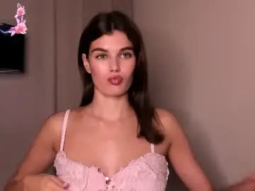 Chaturbate Best live sex cam show of flora_picks