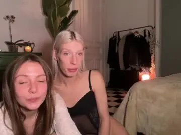 Chaturbate Live Sex of hung_angel_xxl