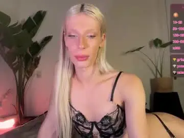 Chaturbate Watch Live Sex Cams of hung_angel_xxl