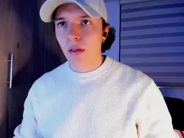 Chaturbate Best live sex cam show of mastrangelo_x