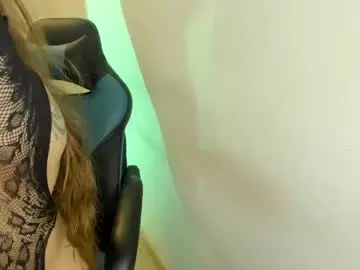 Chaturbate Live Sex Cam of scarbadgirl_