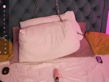 Chaturbate Watch Live Sex Cams of shiny_lily