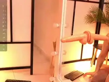 Chaturbate Adult Webcams of shiny_lily