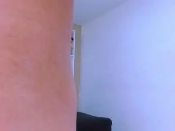 Chaturbate Live Sex Cam of _goldenboy23