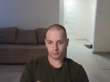 Chaturbate Live Sex Cam of danila_trezzini