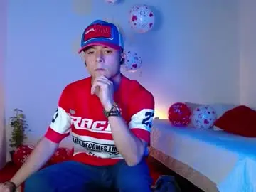 Chaturbate Free Live Porn of dominic_hanks